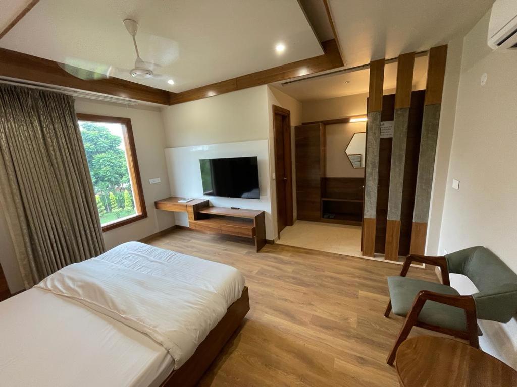 Hotel Endora Patiāla Екстериор снимка
